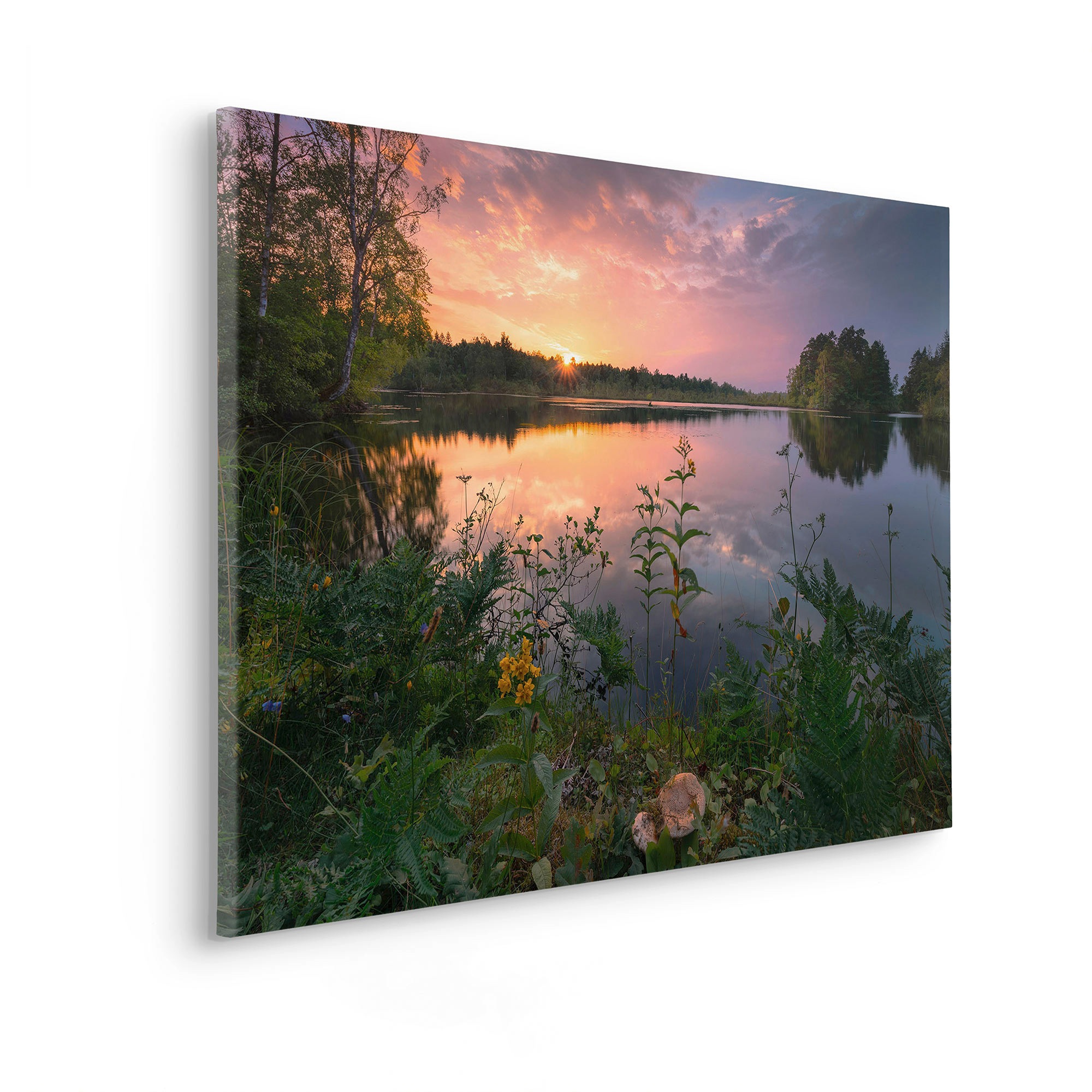 Komar Leinwandbild »Keilrahmenbild - Abends in Schweden - Grösse 90 x 60 cm«, Baum-Blätter-Natur-Berge-Blumen-Foto-Jahreszeiten-Landschaft-Meer-Strand-Palmen, (Packung, 1 St.), Deutsches Qualitätsvlies (155 g/m²)