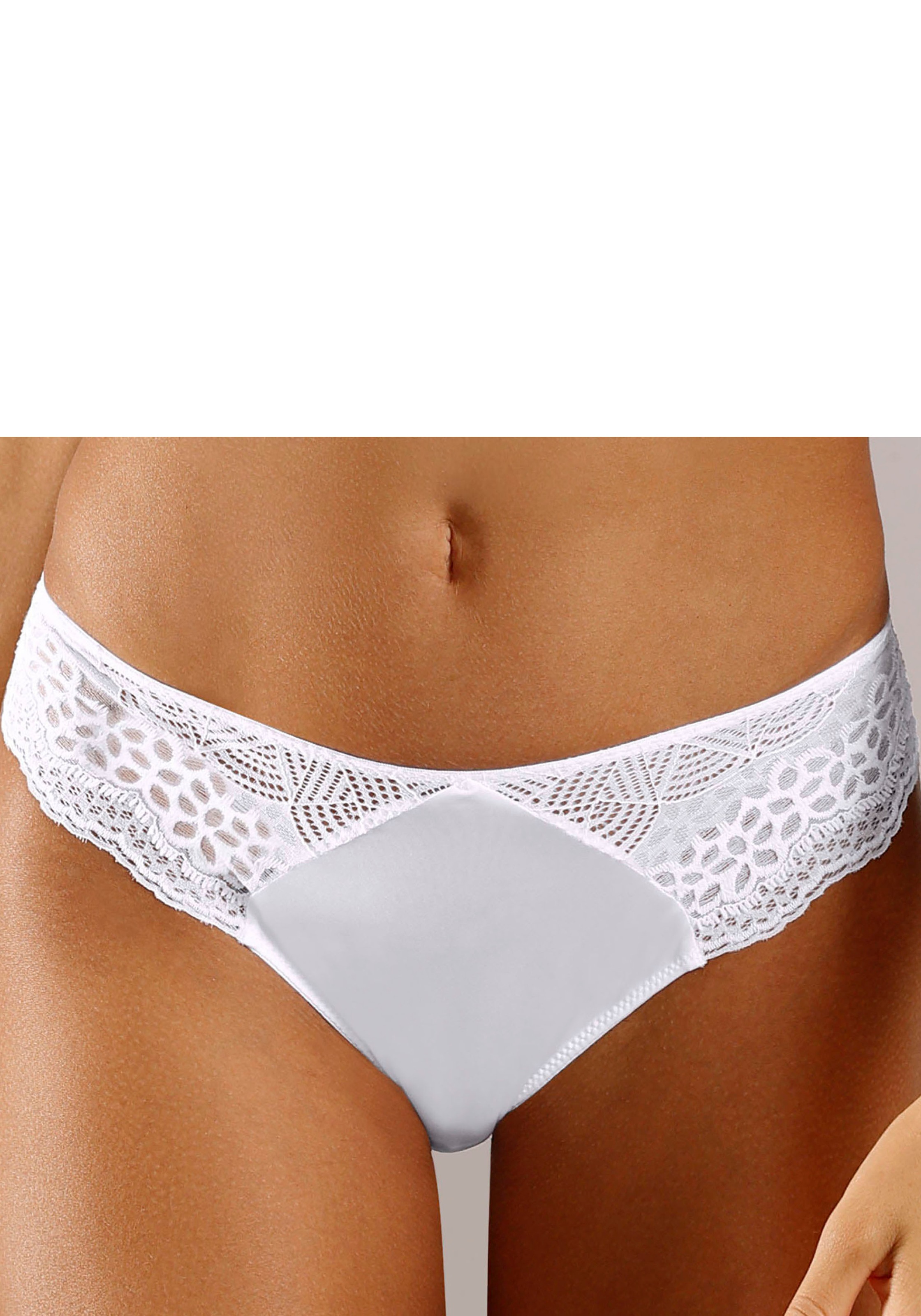 s.Oliver String, mit floralen Einsätzen aus Spitze