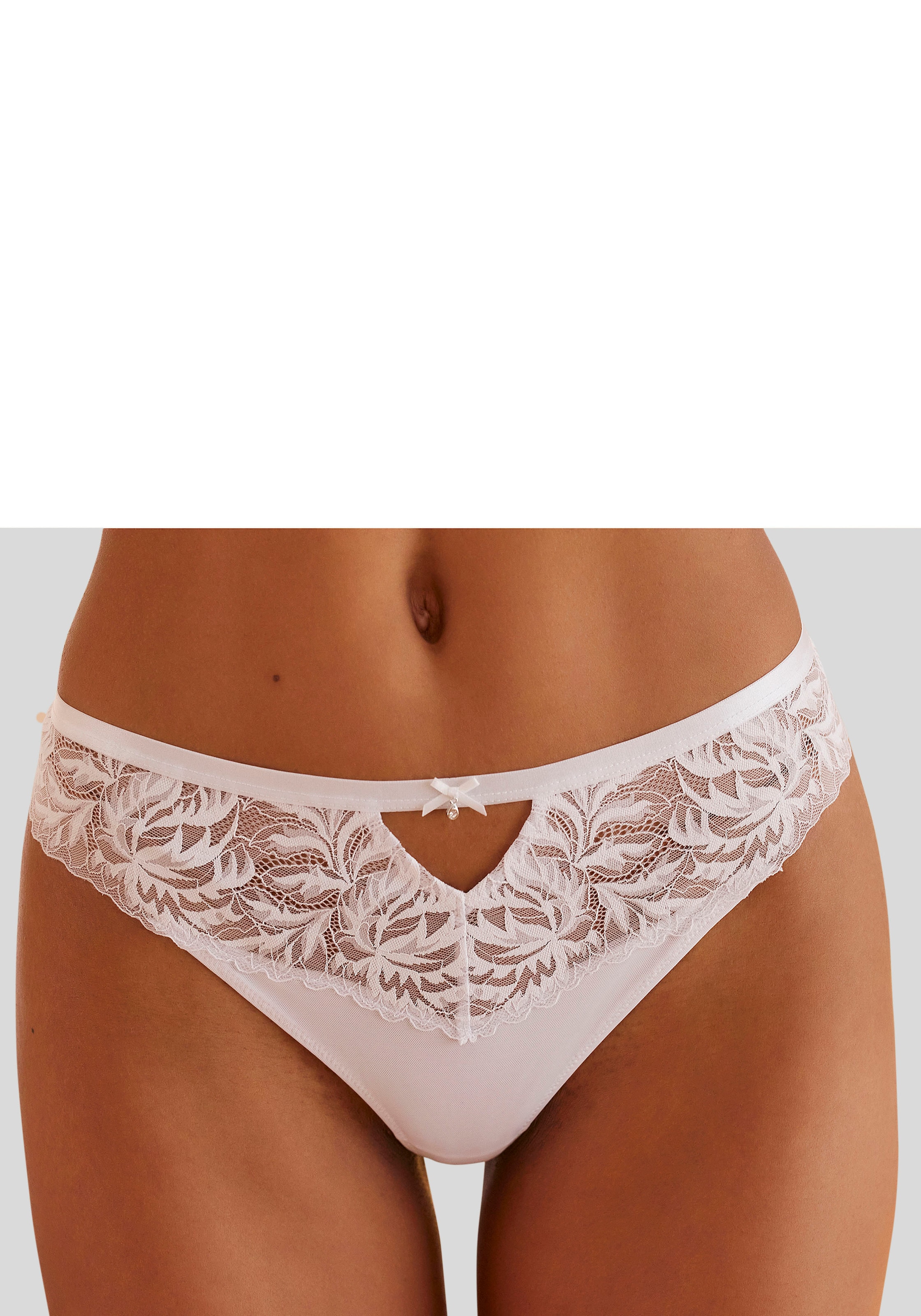 LASCANA String, mit floraler Spitze und Cut-Out