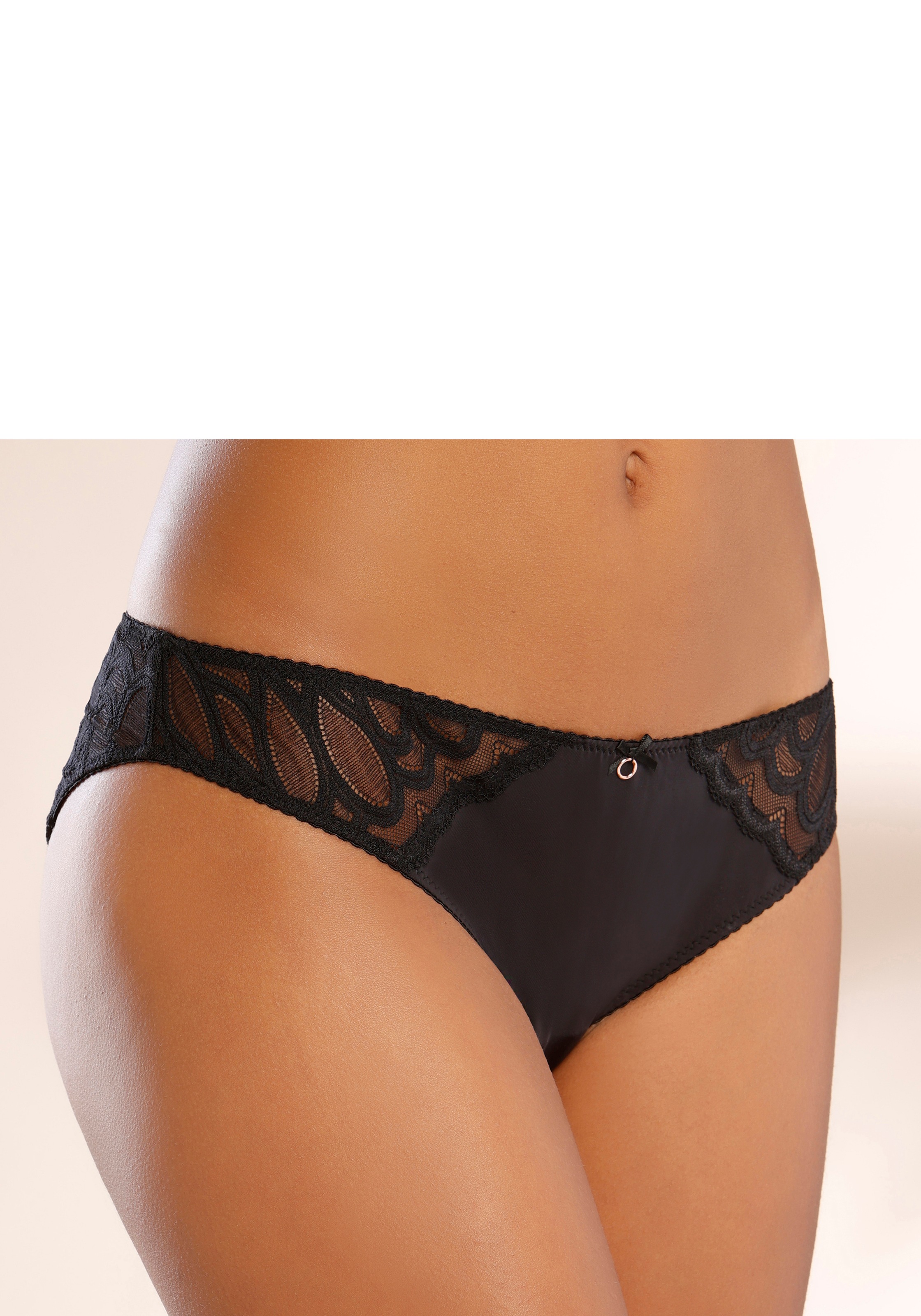 LASCANA Tanga »Evita«, mit Cutout hinten
