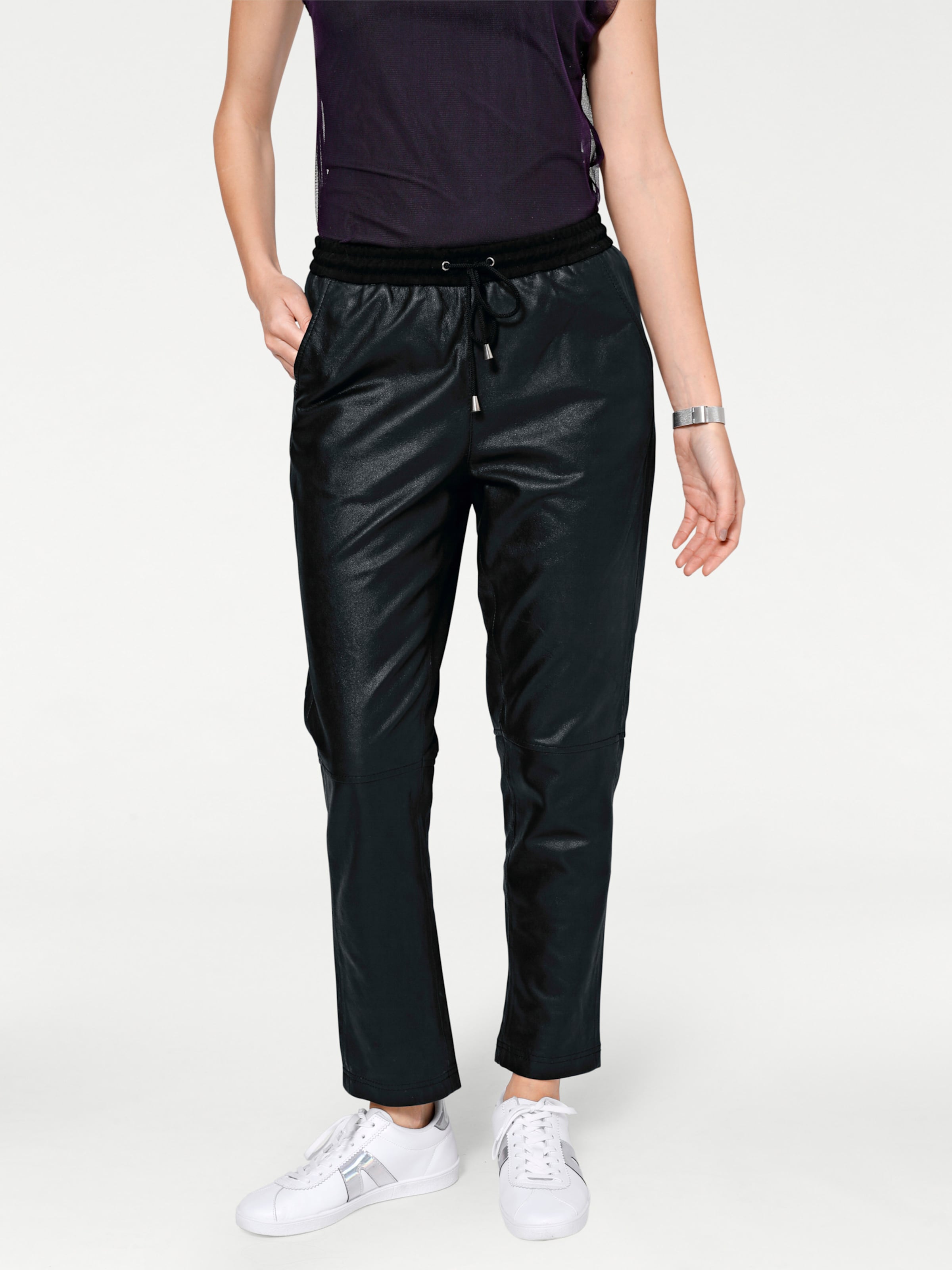 Leder-Jogginghose in schwarz von heine