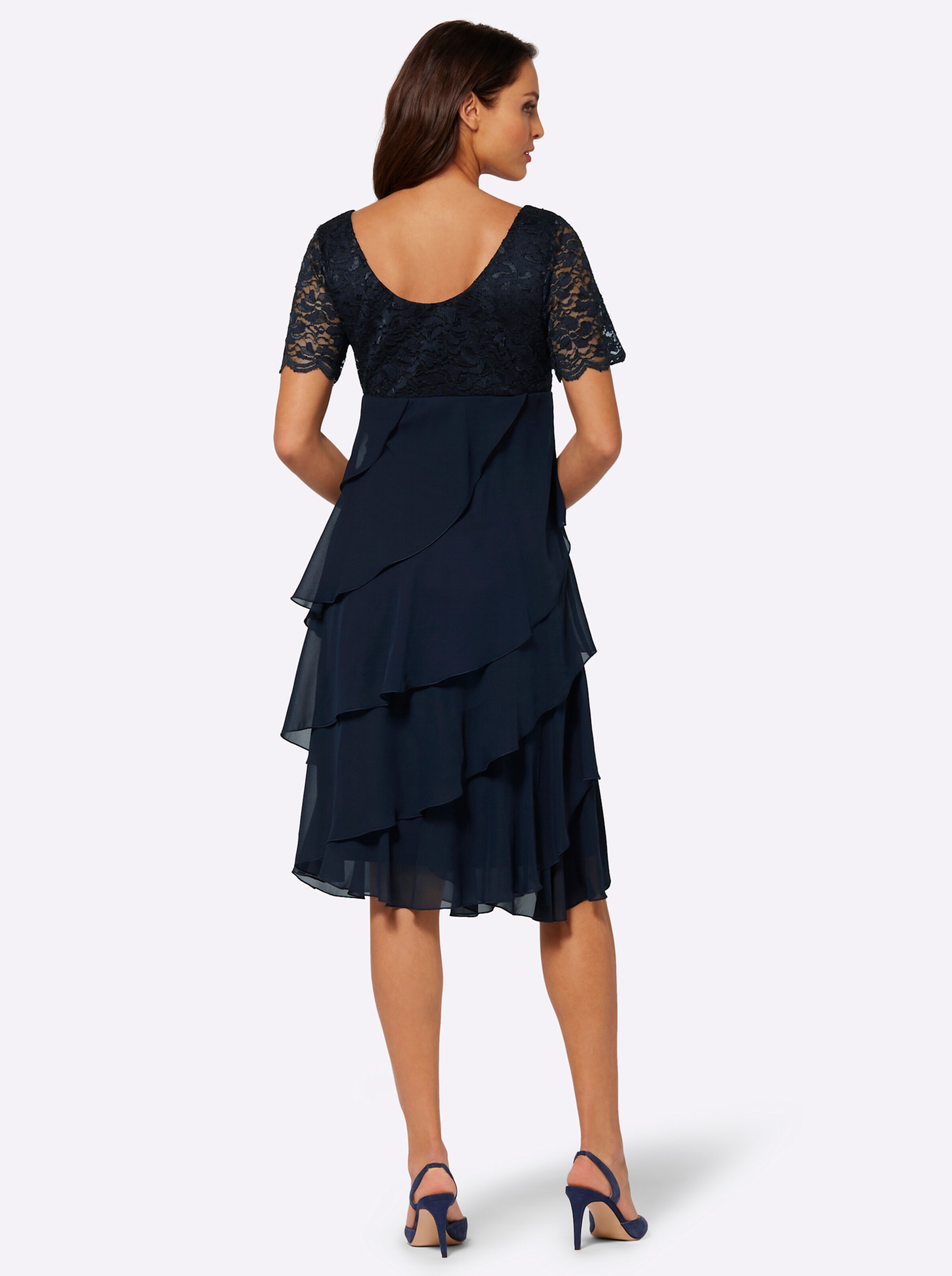 Spitzenkleid in schwarz von heine