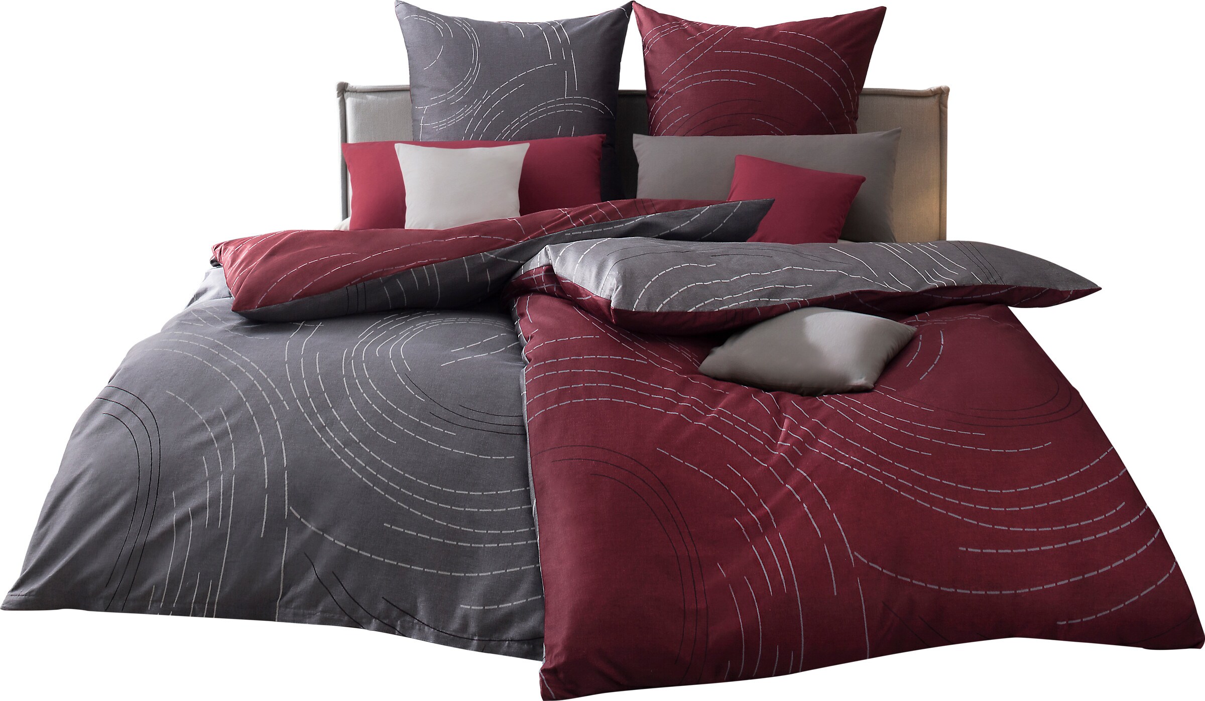 Bettwäsche in dunkelrot-grau von Kaeppel