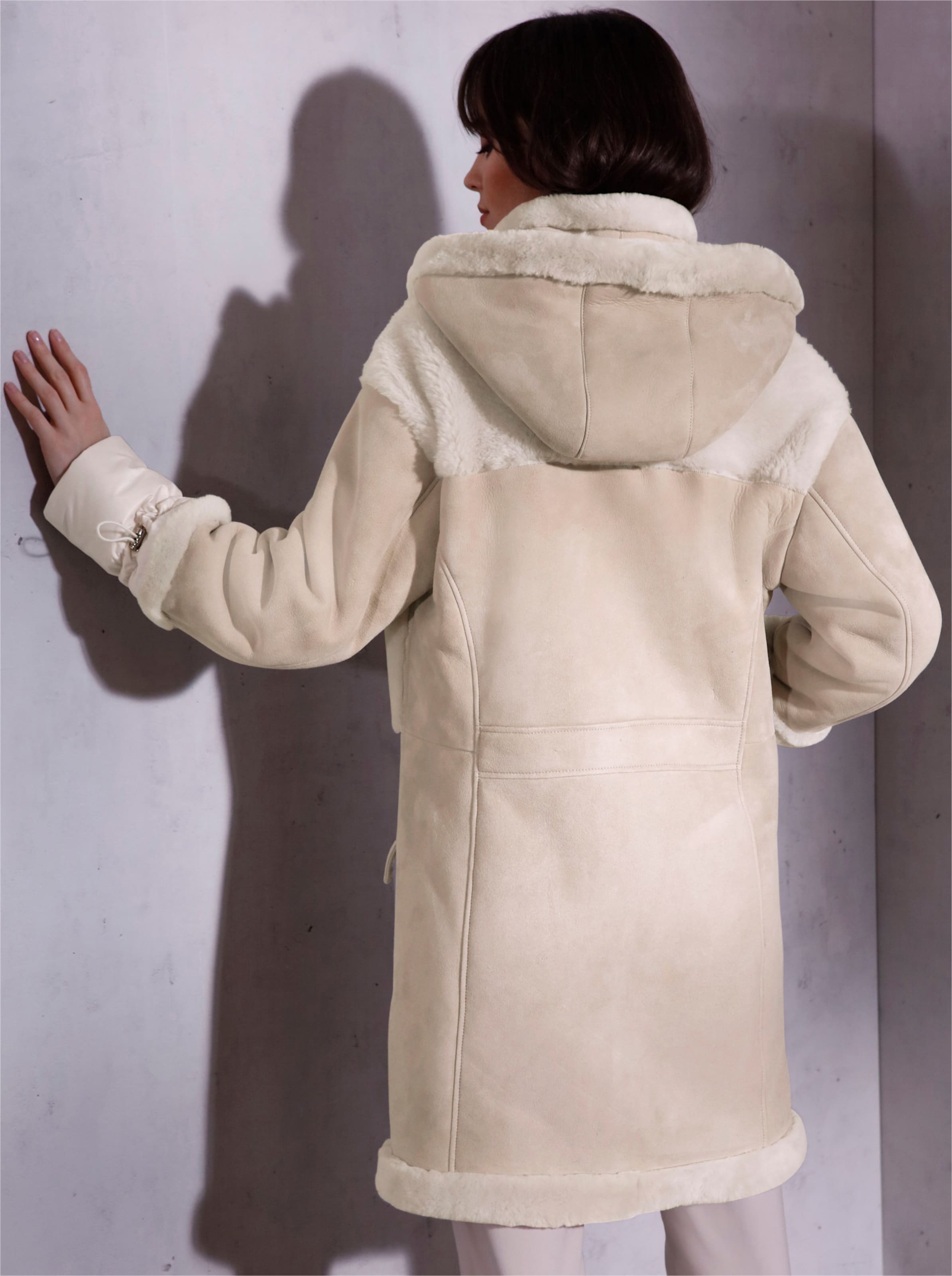 Lammfell-Jacke in sand von Mainpol