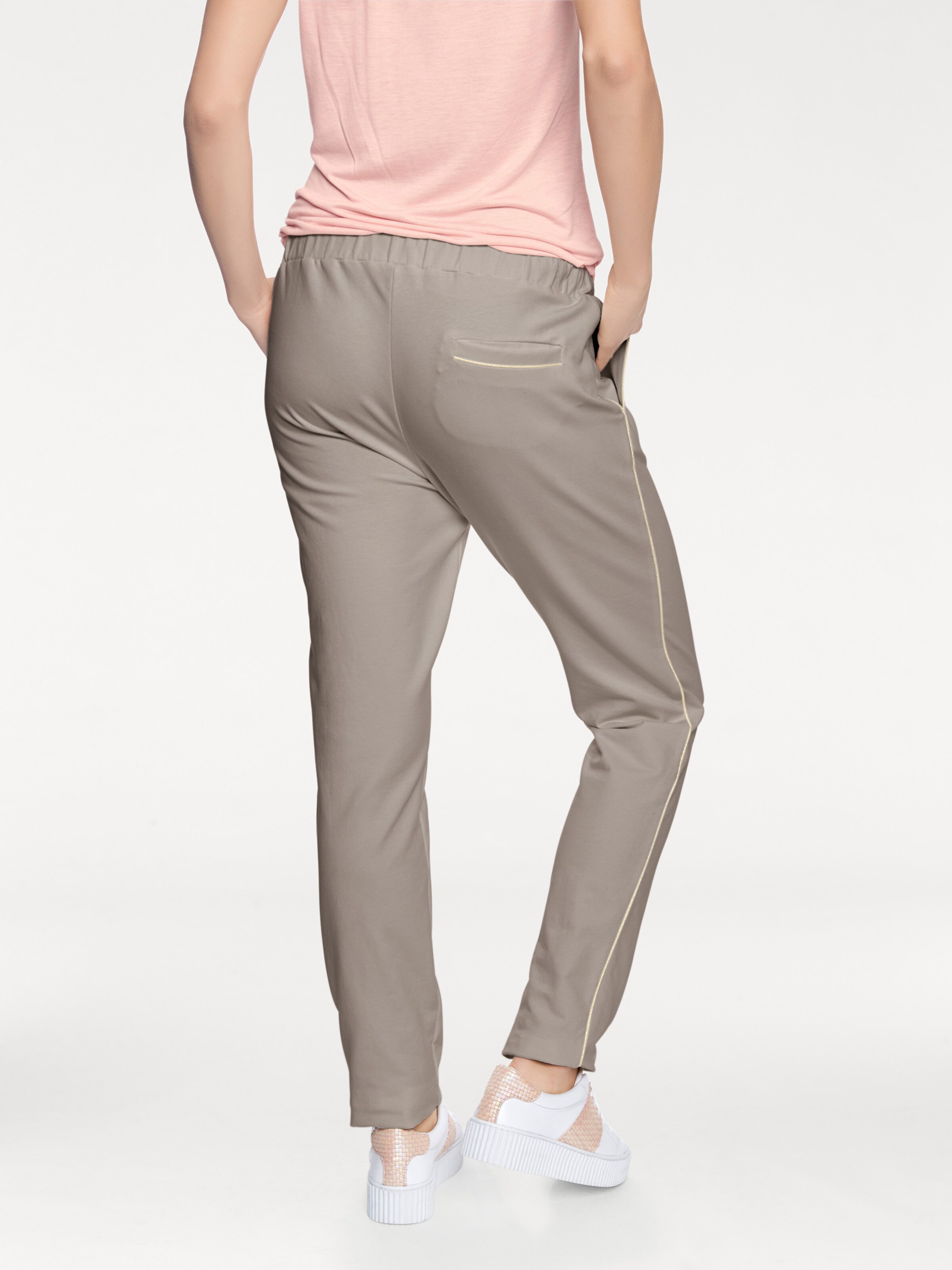 Jogginghose in taupe von heine
